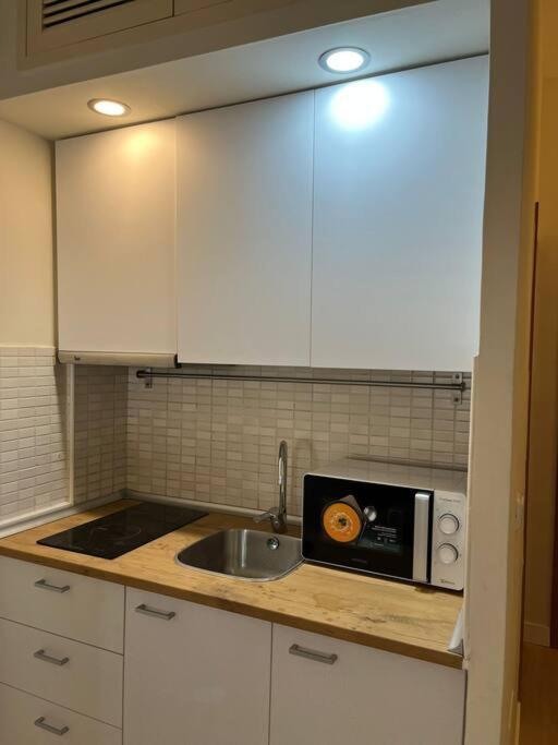 Cozy Apt 1Hab Para 4Pax En La Plaza De Chueca Madrid Exterior foto